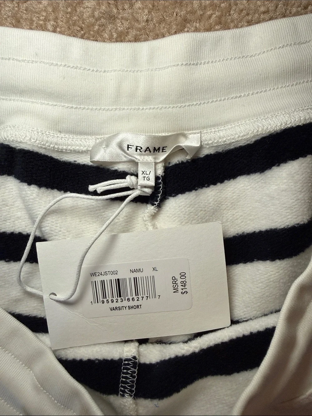 Frame Varsity Short NWT